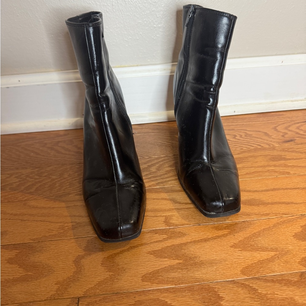 Patent Leather Black Ankle Boots with Chunky Heel